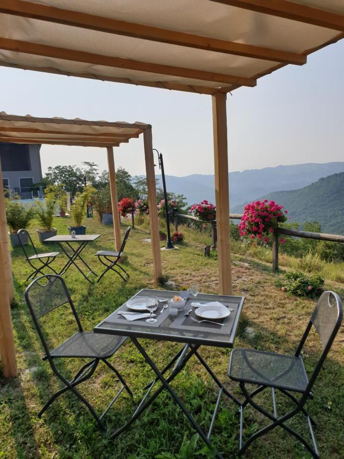 Cascina Brichat Alta Langa Serravalle delle Langhe Dış mekan fotoğraf